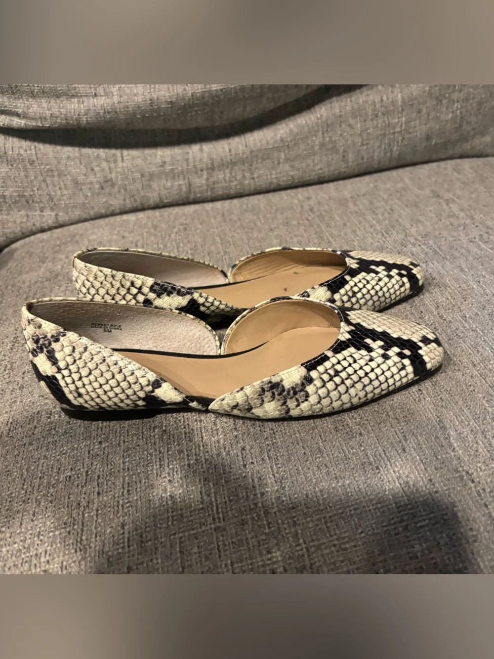 Ann Taylor Snakeskin Leather D’Orsay Flats 🥿 Well Loved